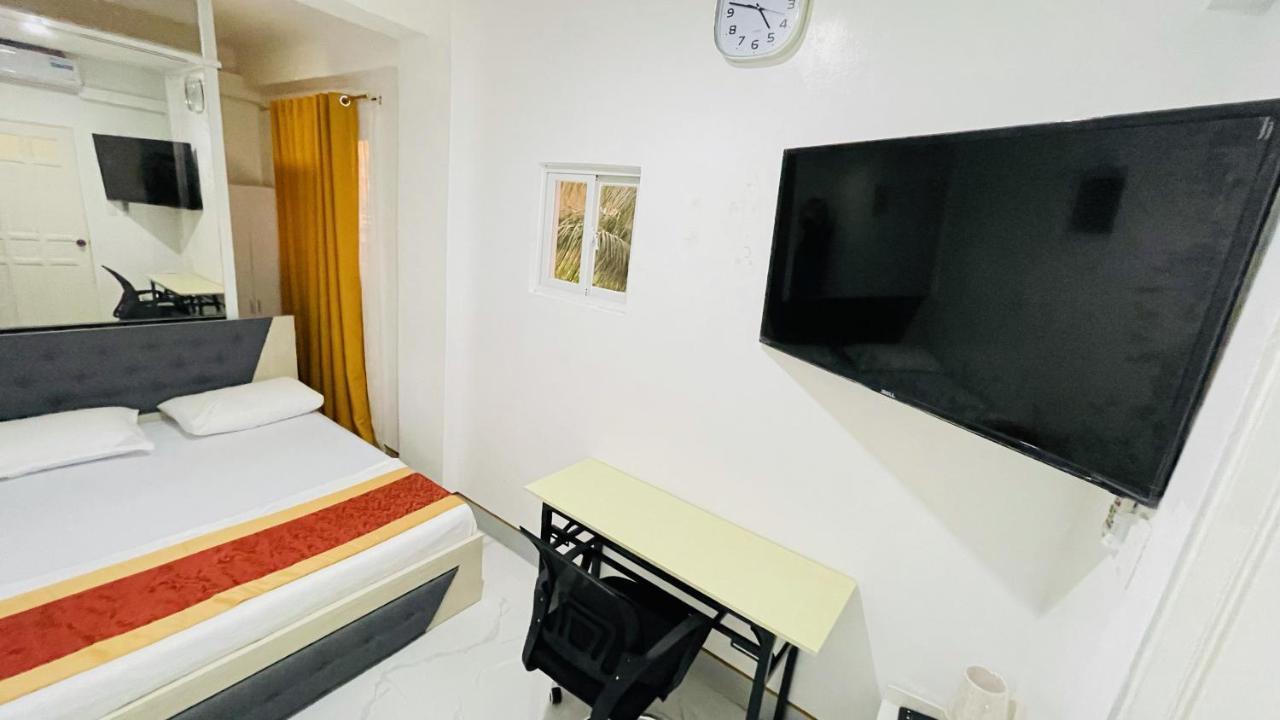 Legends Hotel & Restaurant - Lemery And Taal 外观 照片