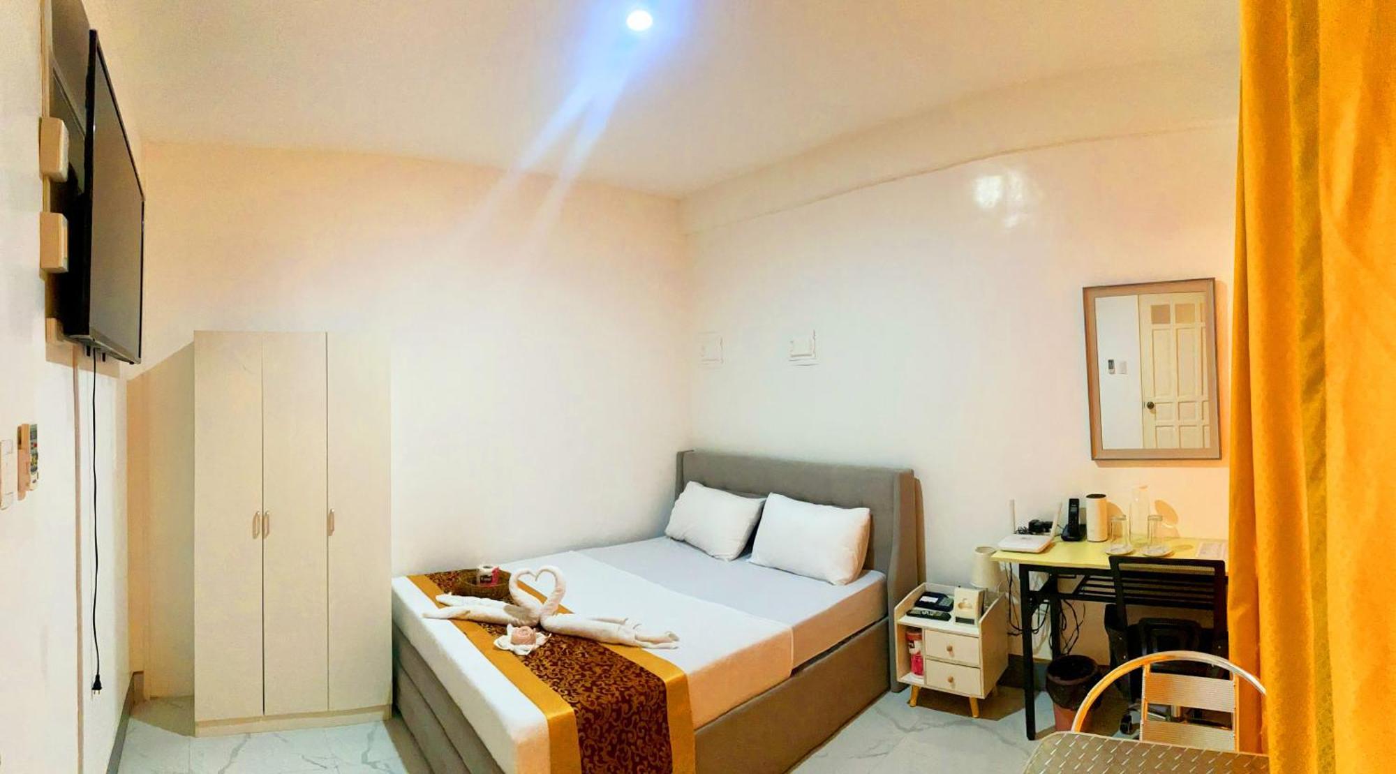 Legends Hotel & Restaurant - Lemery And Taal 外观 照片