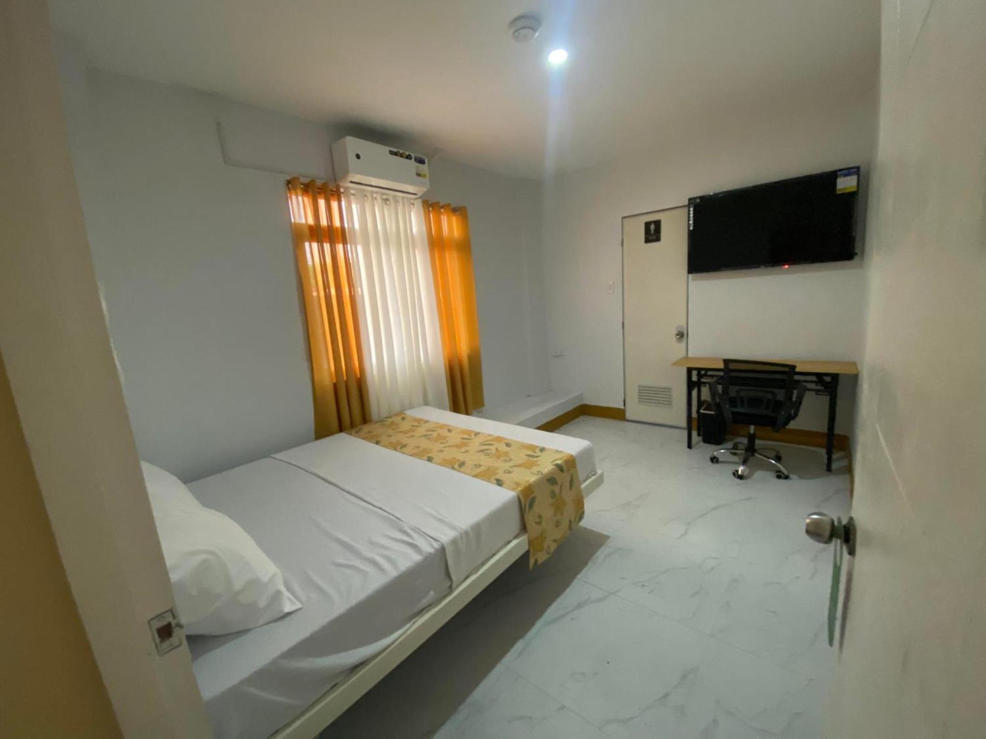 Legends Hotel & Restaurant - Lemery And Taal 外观 照片